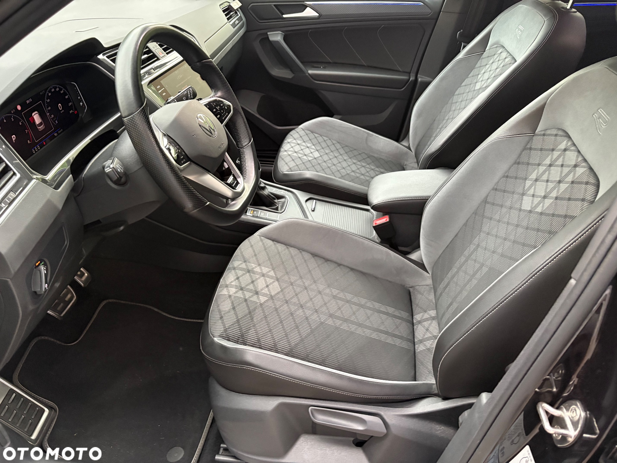 Volkswagen Tiguan - 10