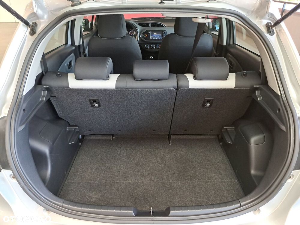 Toyota Yaris 1.5 Premium - 14