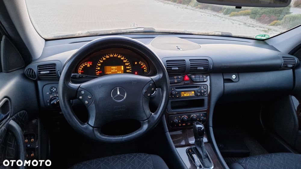 Mercedes-Benz Klasa C 200 Kompressor Automatik Elegance - 33