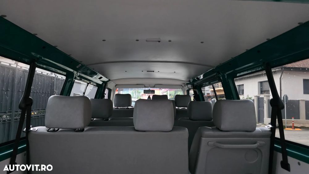 Volkswagen Transporter Caravelle Syncro 7DC2Y5 - 10