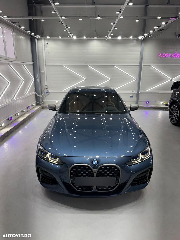 BMW M4 M440i xDrive AT MHEV - 1