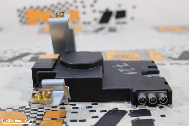 Amplificador Antena Audi A3 (8P1)  8P3035225 / 8P3 035 225 - 5