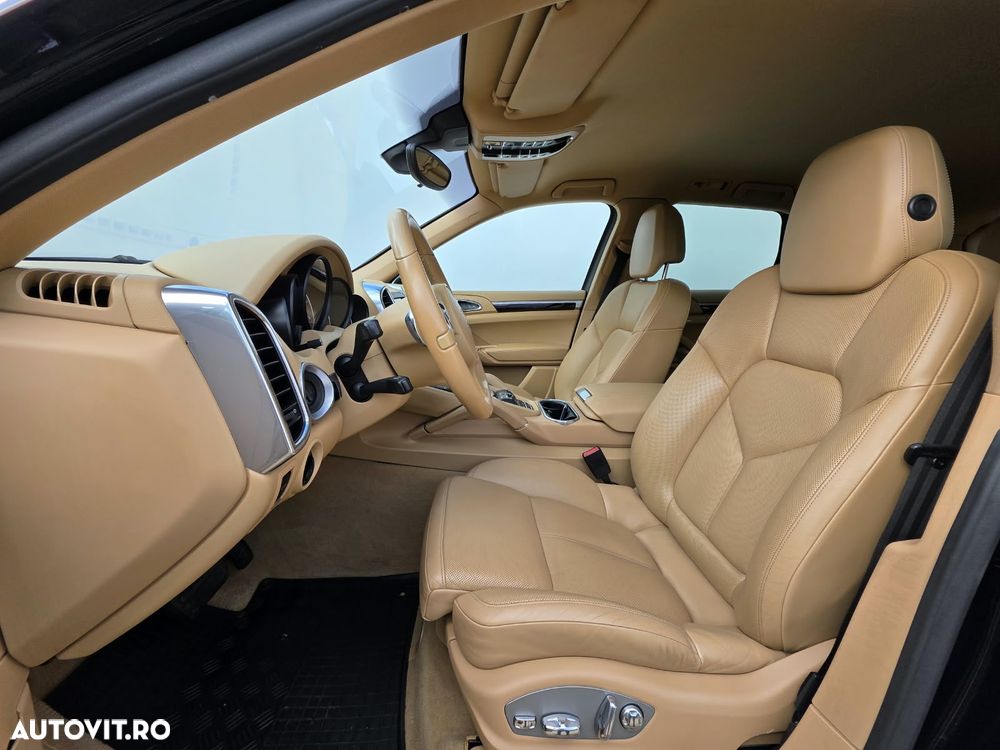 Porsche Cayenne 3.0TD TipTronic - 8