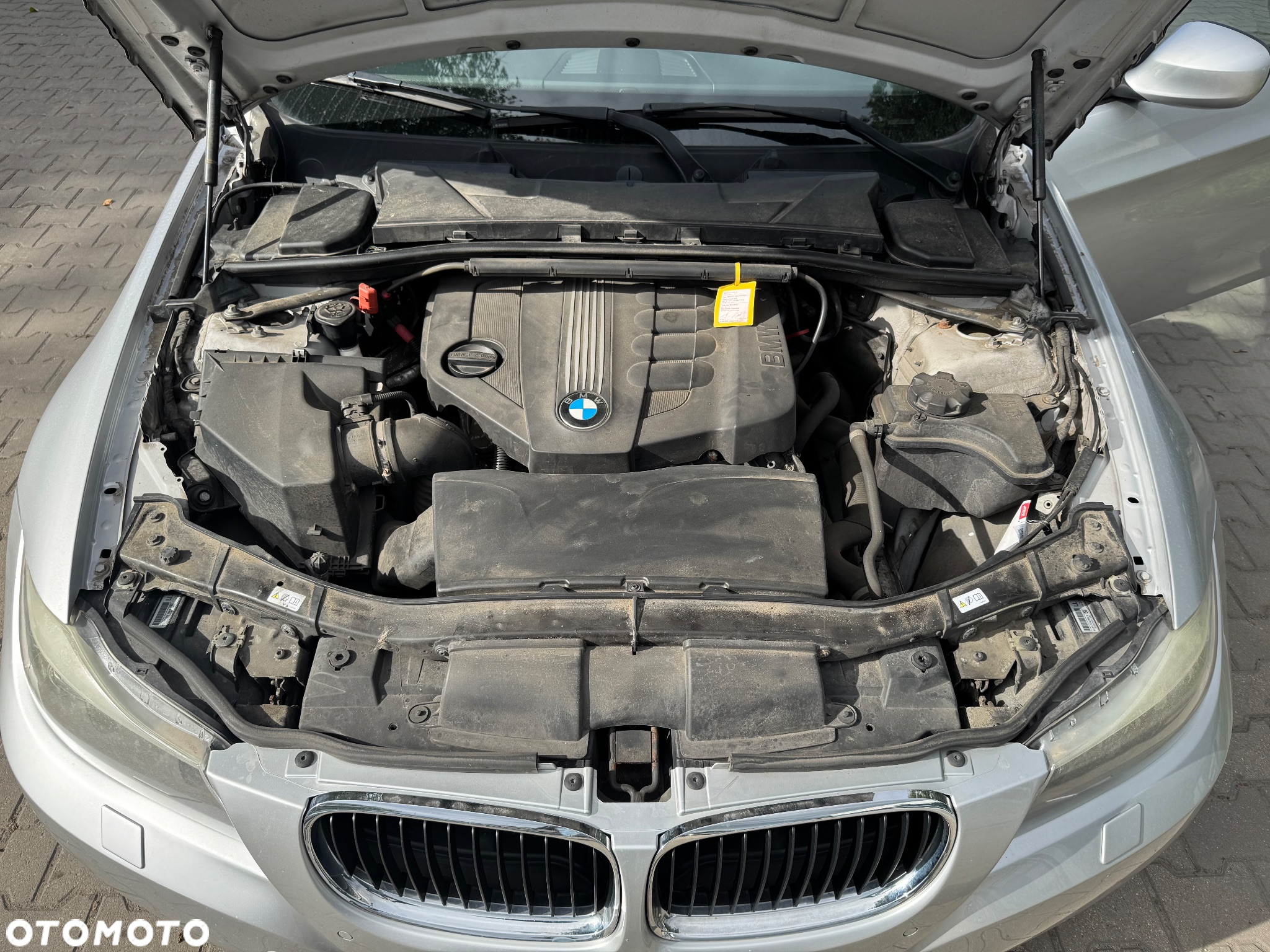 BMW Seria 3 320d DPF Touring - 26