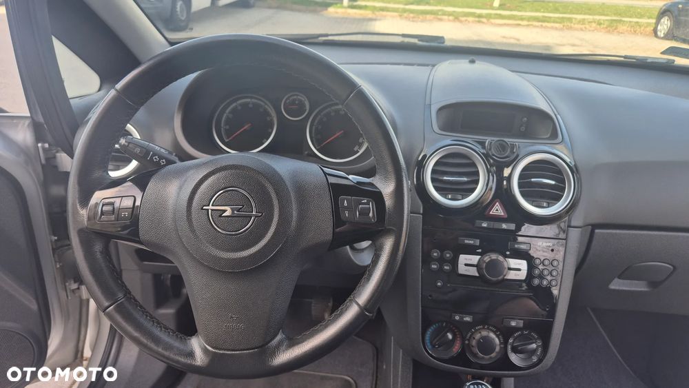 Opel Corsa - 7