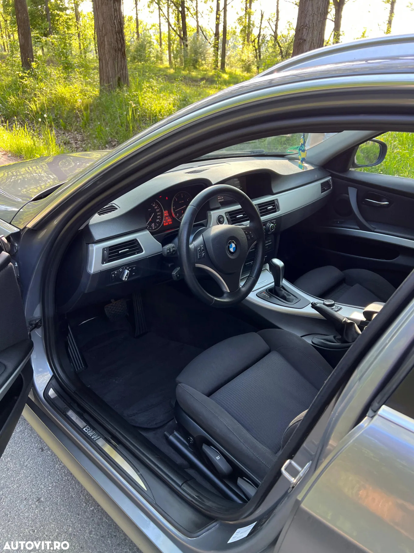 BMW Seria 3 335d DPF Touring Aut. Edition Exclusive - 13