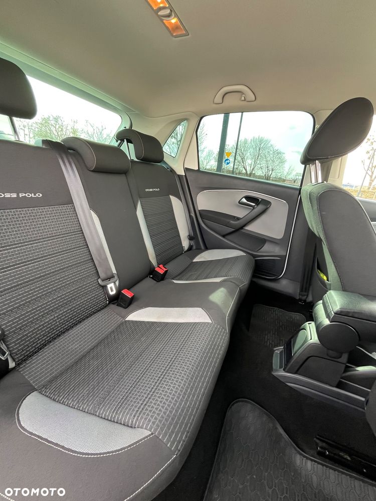Volkswagen Polo Cross - 32