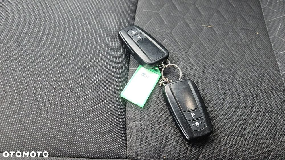 Toyota Corolla 1.8 Hybrid Business Edition - 2