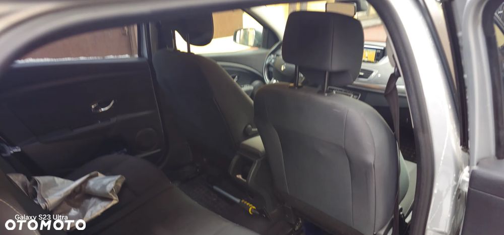 Renault Megane 1.5 dCi Dynamique - 7