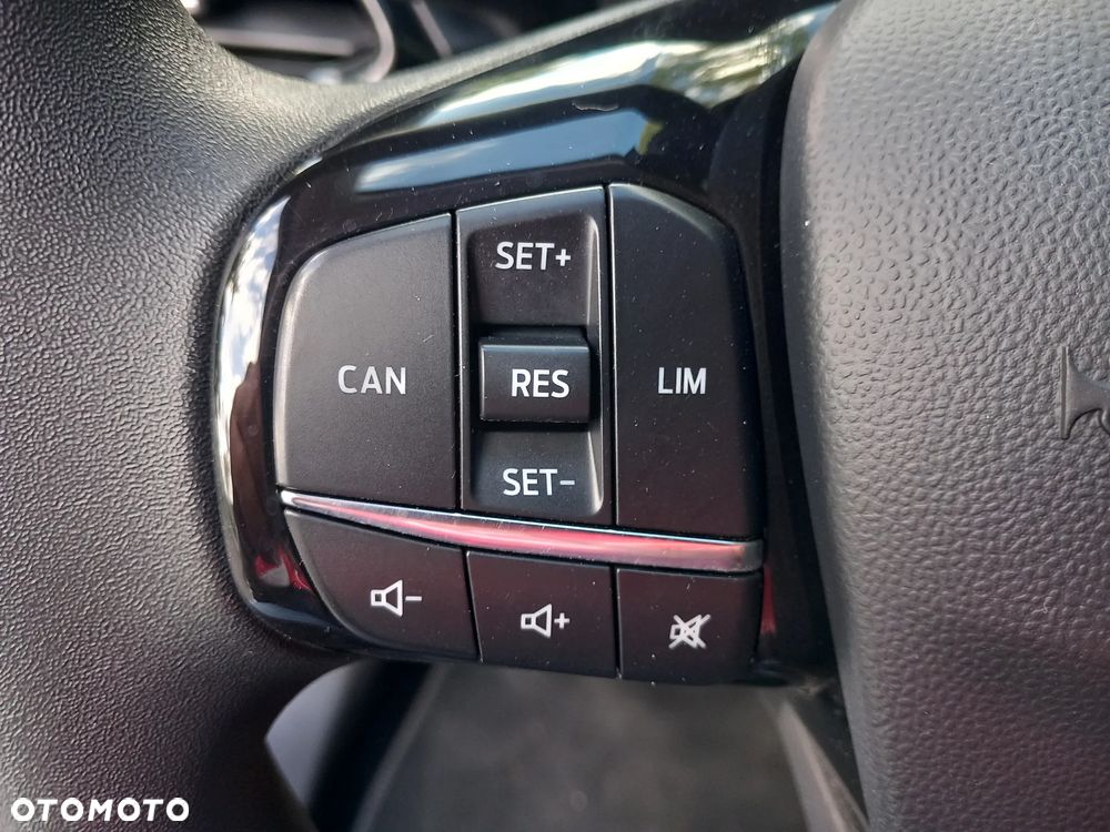 Ford Fiesta 1.1 S&S COOL&CONNECT - 19