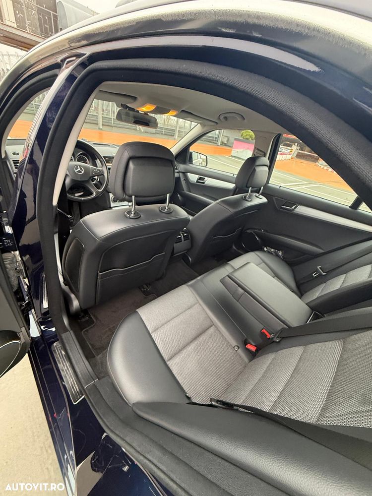 Mercedes-Benz C 180 CDI DPF (BlueEFFICIENCY) 7G-TRONIC Avantgarde - 17