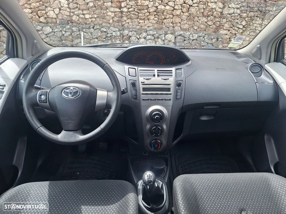 Toyota Yaris 1.0 VVT-i Comfort - 8