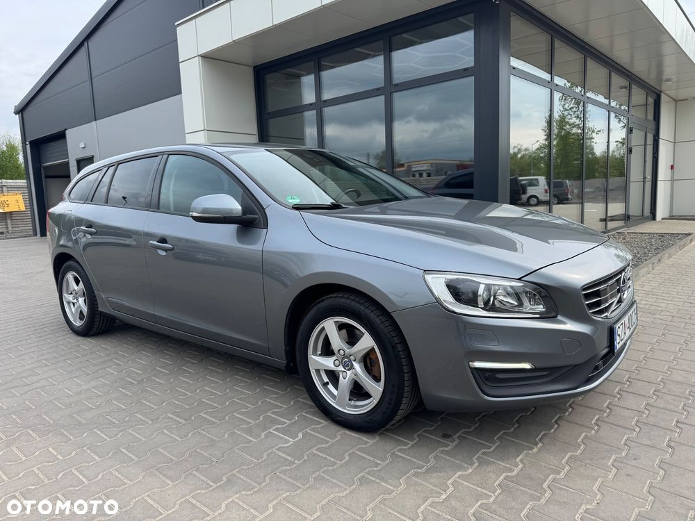 Volvo V60 D3 Drive-E Summum - 1