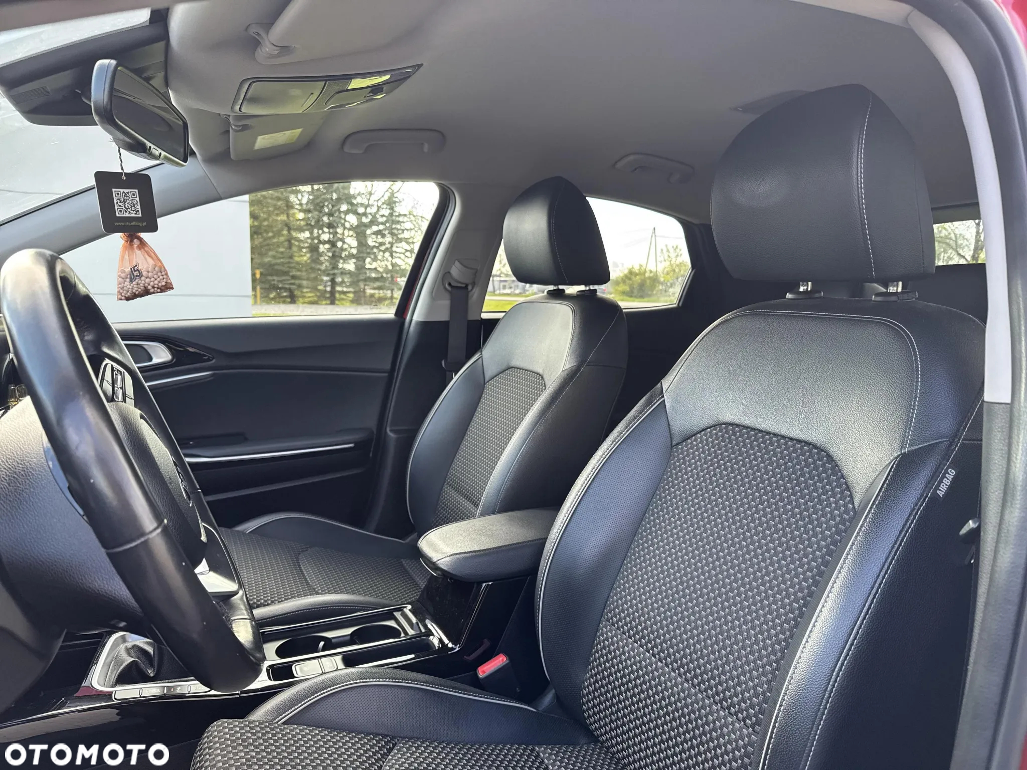 Kia XCeed 1.4 T-GDI L Business Line - 11