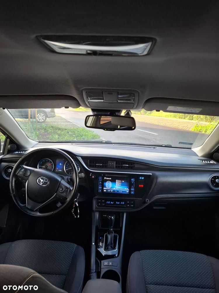 Toyota Corolla 1.6 Prestige MS EU6 - 18