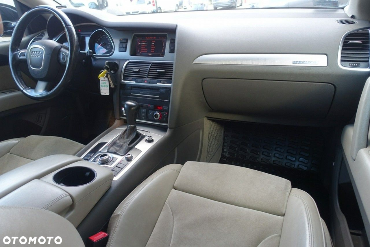 Audi Q7 - 17