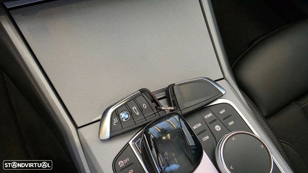 BMW 320 d Aut. Edition M Sport Shadow - 48
