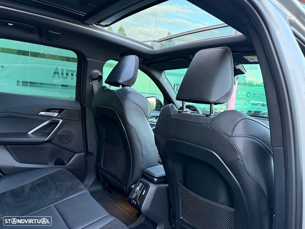 BMW iX1 xDrive30 M Sport Pack - 6