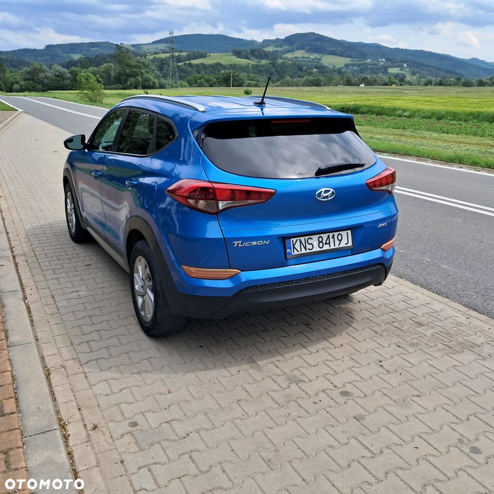 Hyundai Tucson - 2