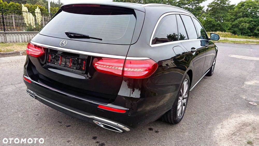 Mercedes-Benz Klasa E 220 d 9G-TRONIC - 30