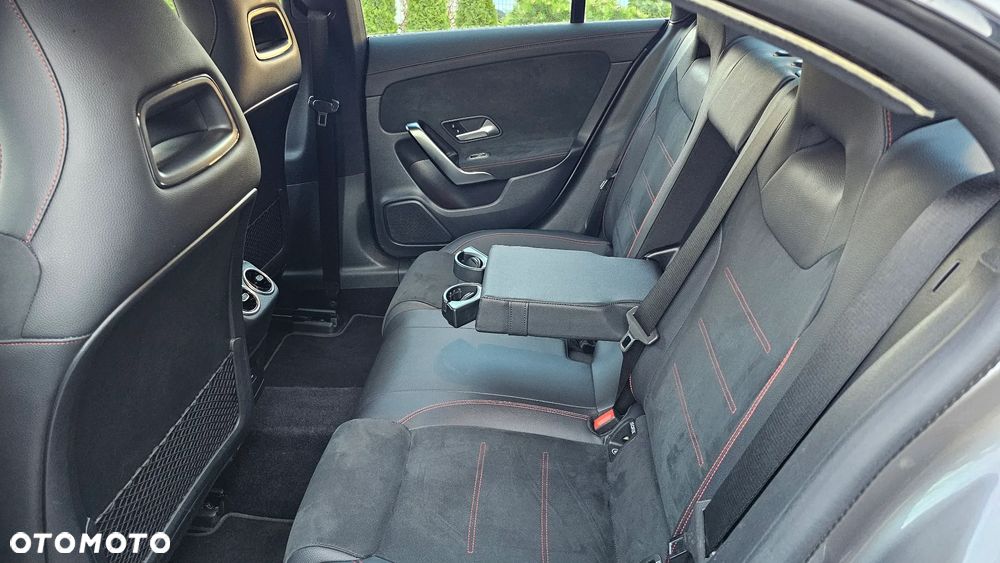 Mercedes-Benz CLA 250 4Matic 7G-DCT Progressive - 6