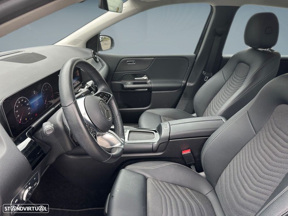 Mercedes-Benz B 180 d - 11