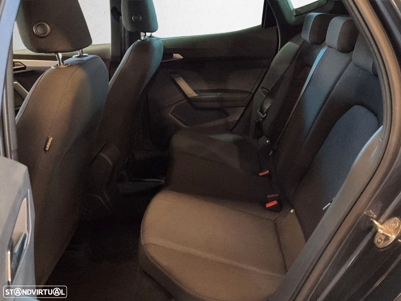 SEAT Arona - 8