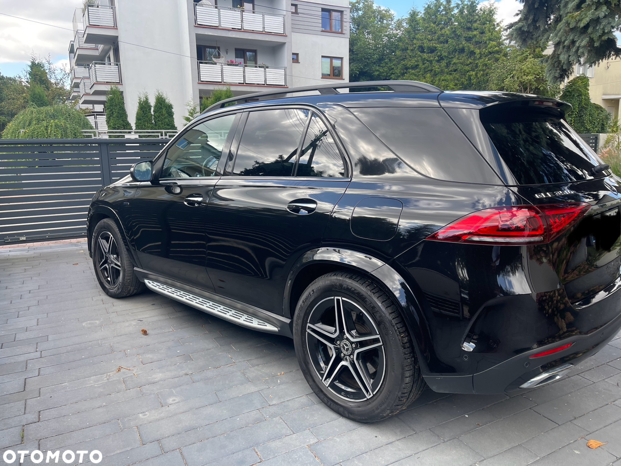 Mercedes-Benz GLE 350 e 4-Matic - 8
