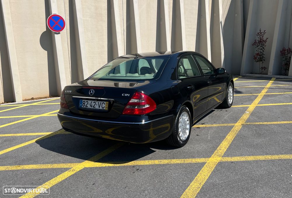 Mercedes-Benz E 220 CDi Elegance Aut. - 5