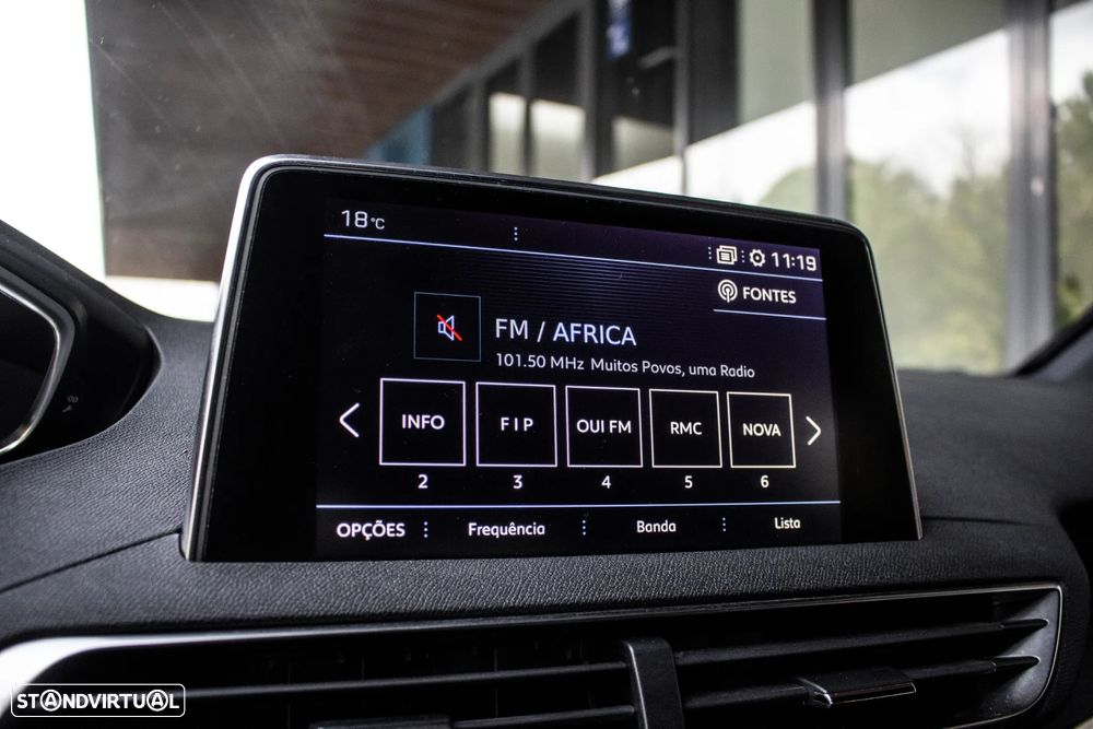 Peugeot 3008 1.6 PureTech GT EAT8 - 34