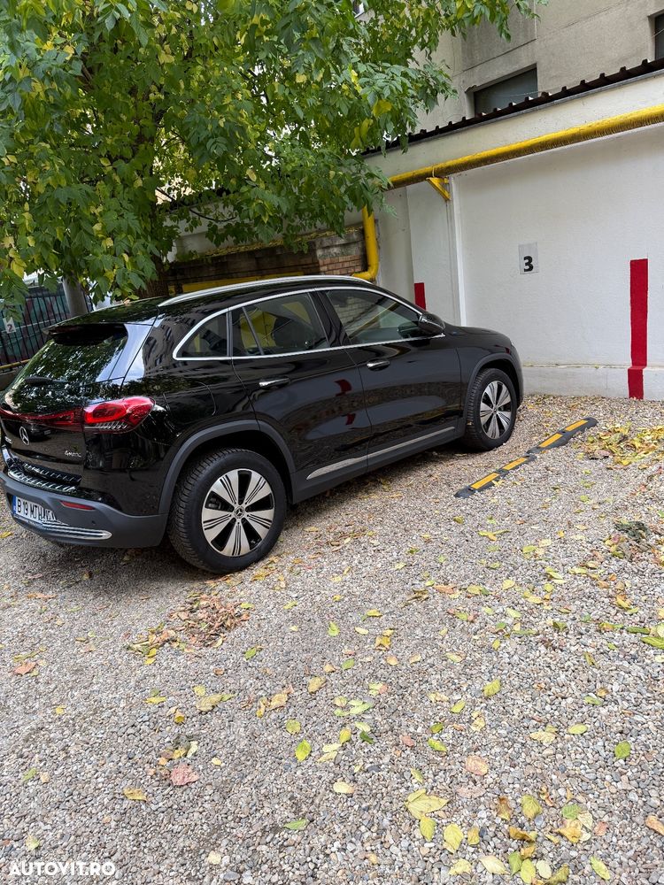 Mercedes-Benz EQA 300 4MATIC - 3