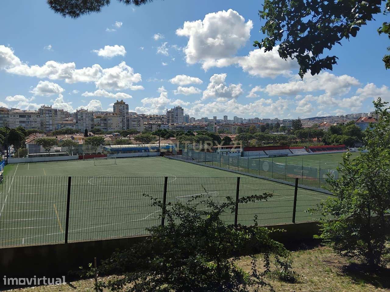 Hambúrgueria paraTrespasse  em Benfica– Totalmente Operacional - Grande imagem: 3/8