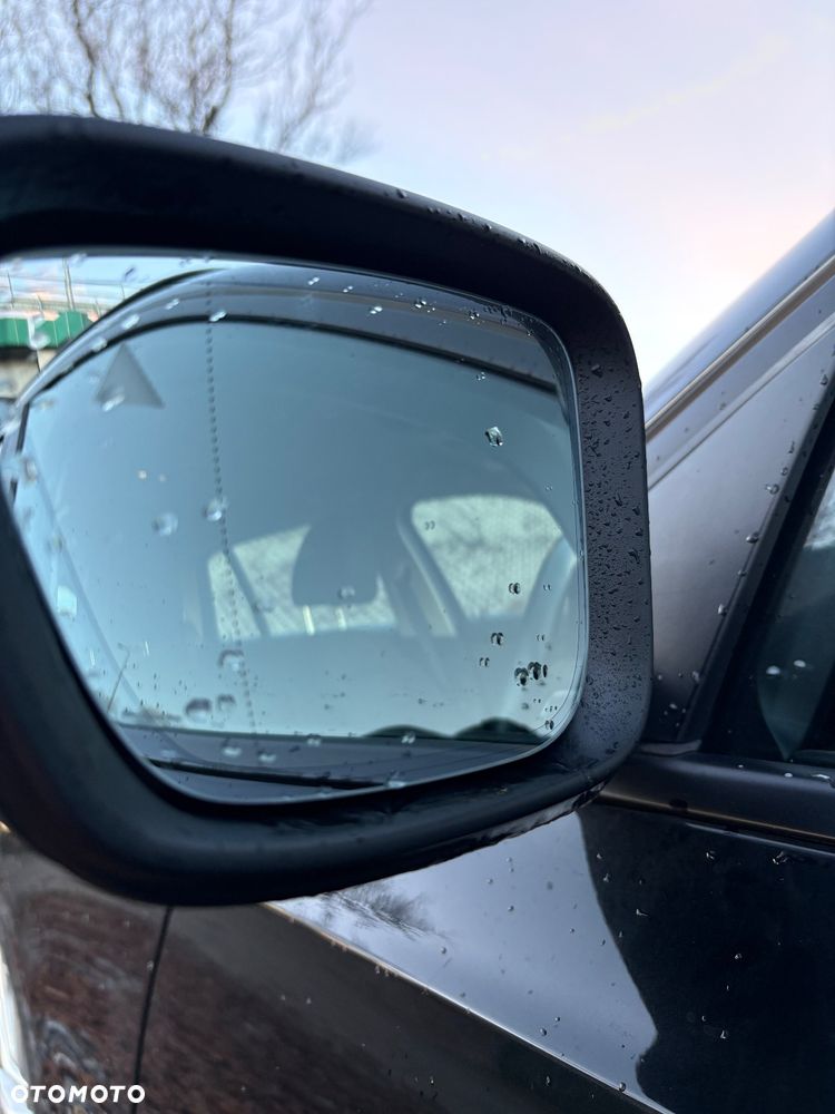 BMW Seria 3 318d Edition Luxury Line Purity - 18