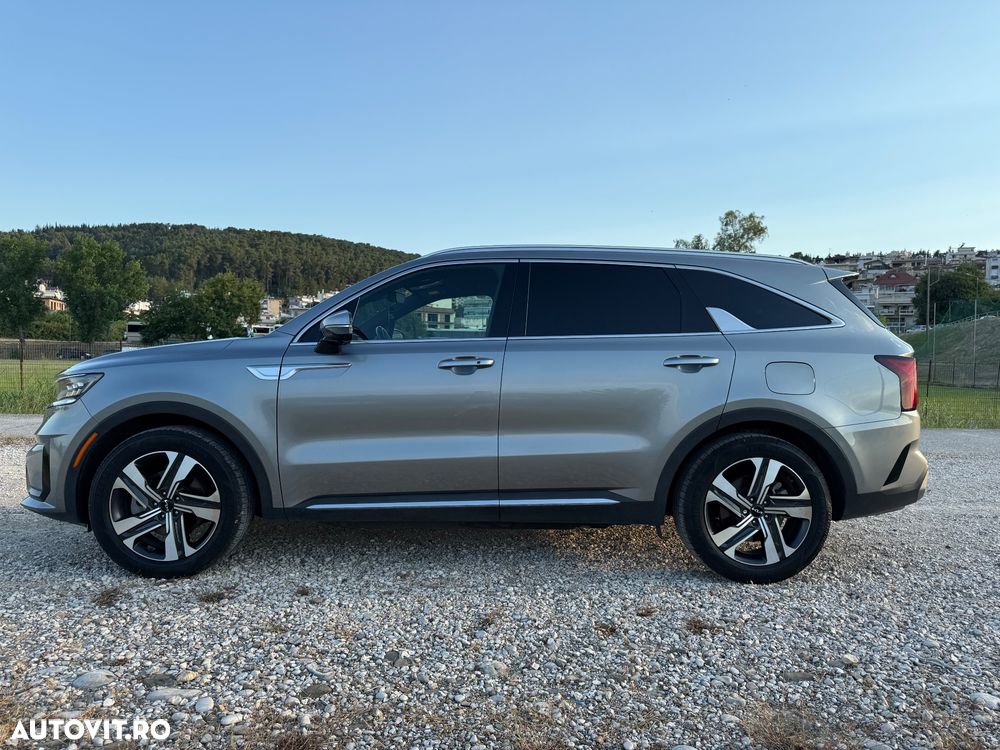 Kia Sorento 1.6 T-GDI HEV 6AT 4x2 7P Premium - 3