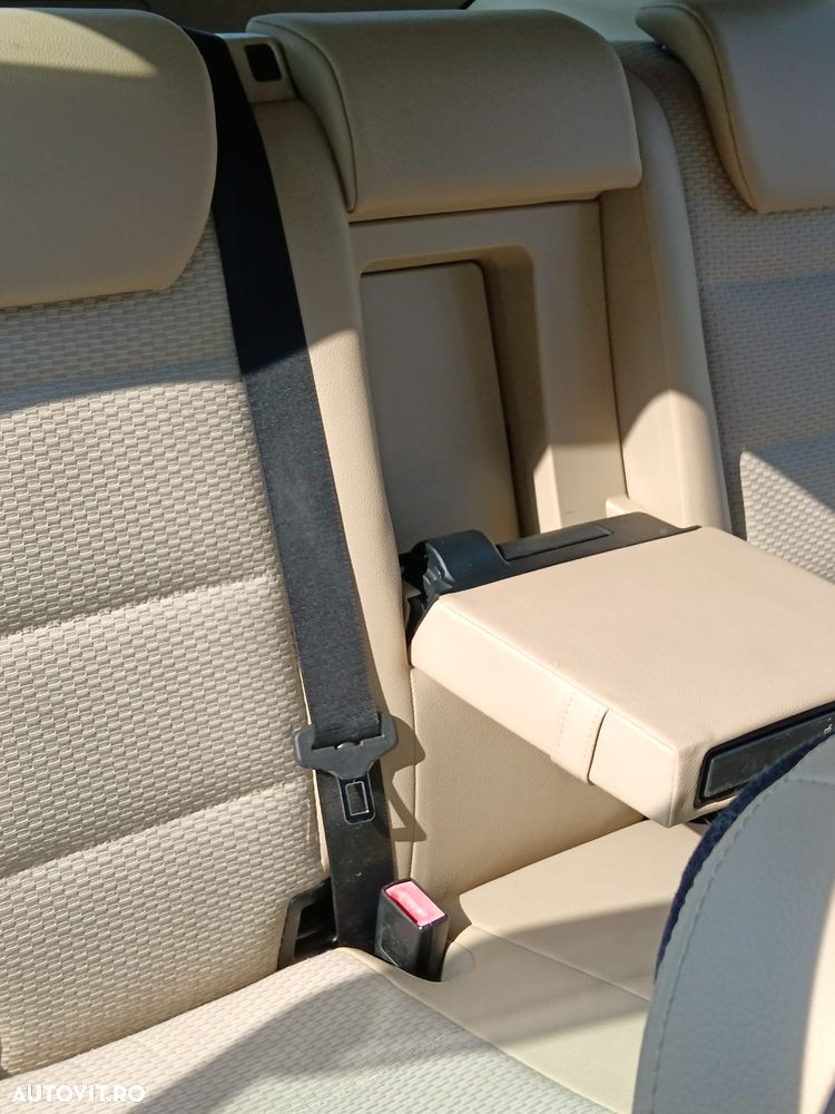 Mercedes-Benz B 180 Standard - 9