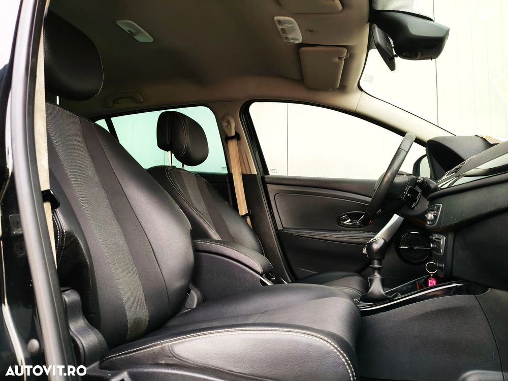 Renault Megane Grandtour ENERGY TCe 115 Start & Stop Bose Edition - 19