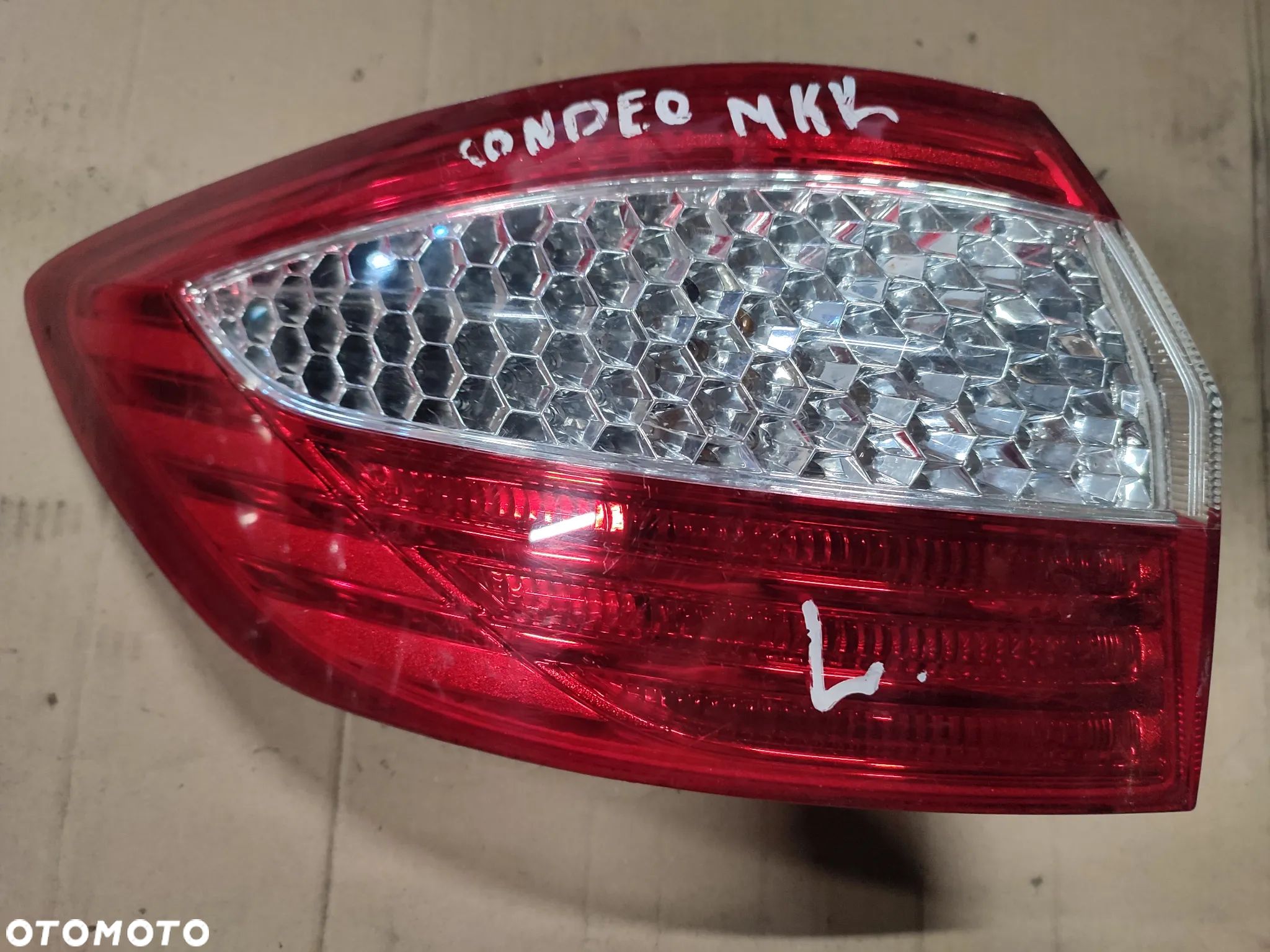 Ford Mondeo MK4 lampa lewa tył tylna - 1