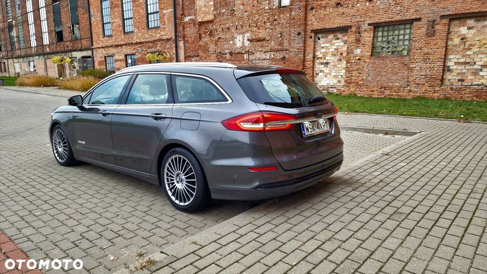 Ford Mondeo - 8