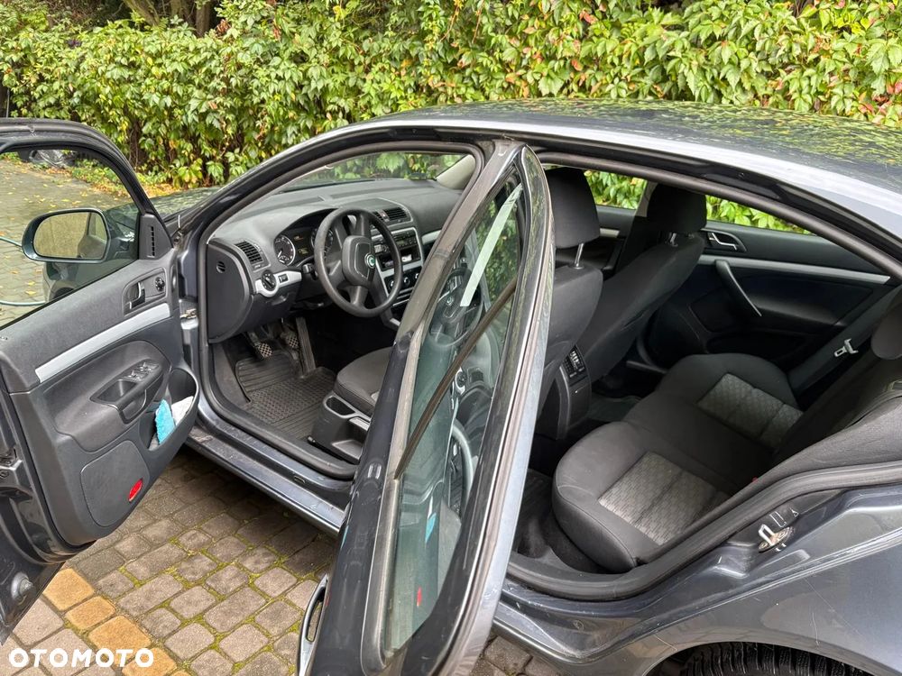 Skoda Octavia 1.8 TSI Ambiente - 4