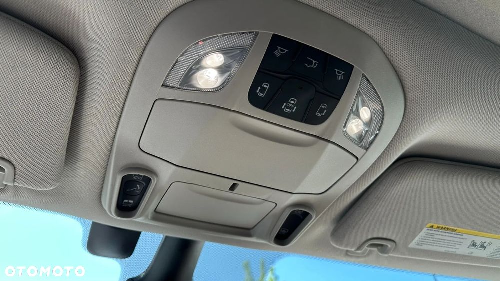 Chrysler Pacifica - 14