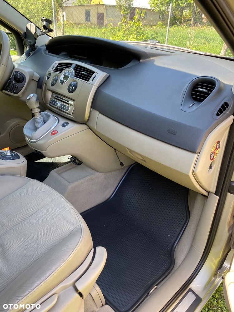 Renault Scenic 1.9 dCi Luxe Privilege - 18