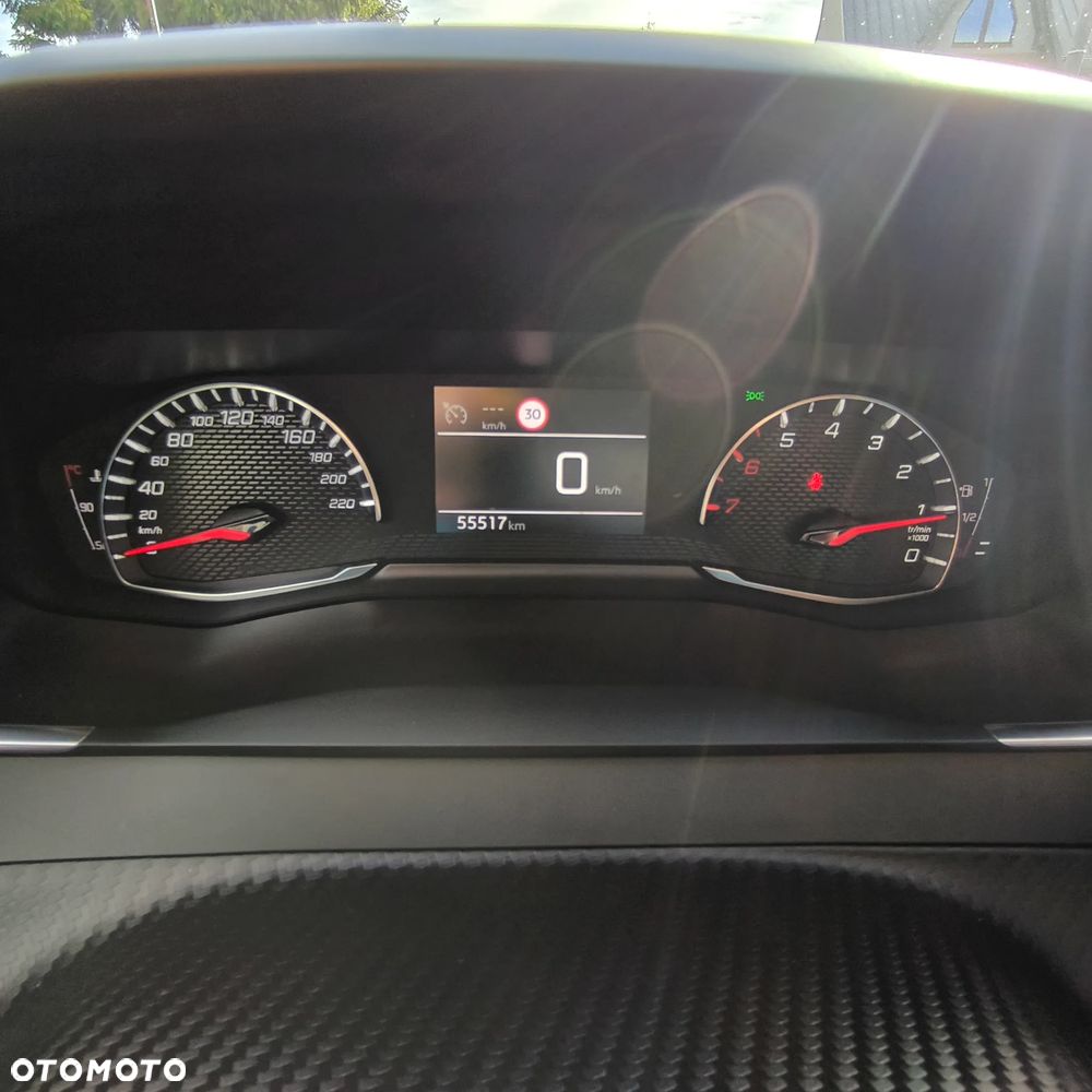 Peugeot 2008 - 25