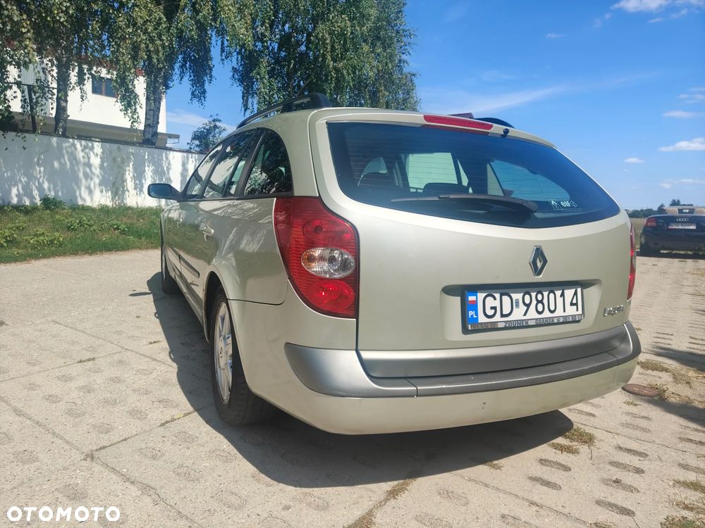 Renault Laguna 1.9 dCi Expression - 8