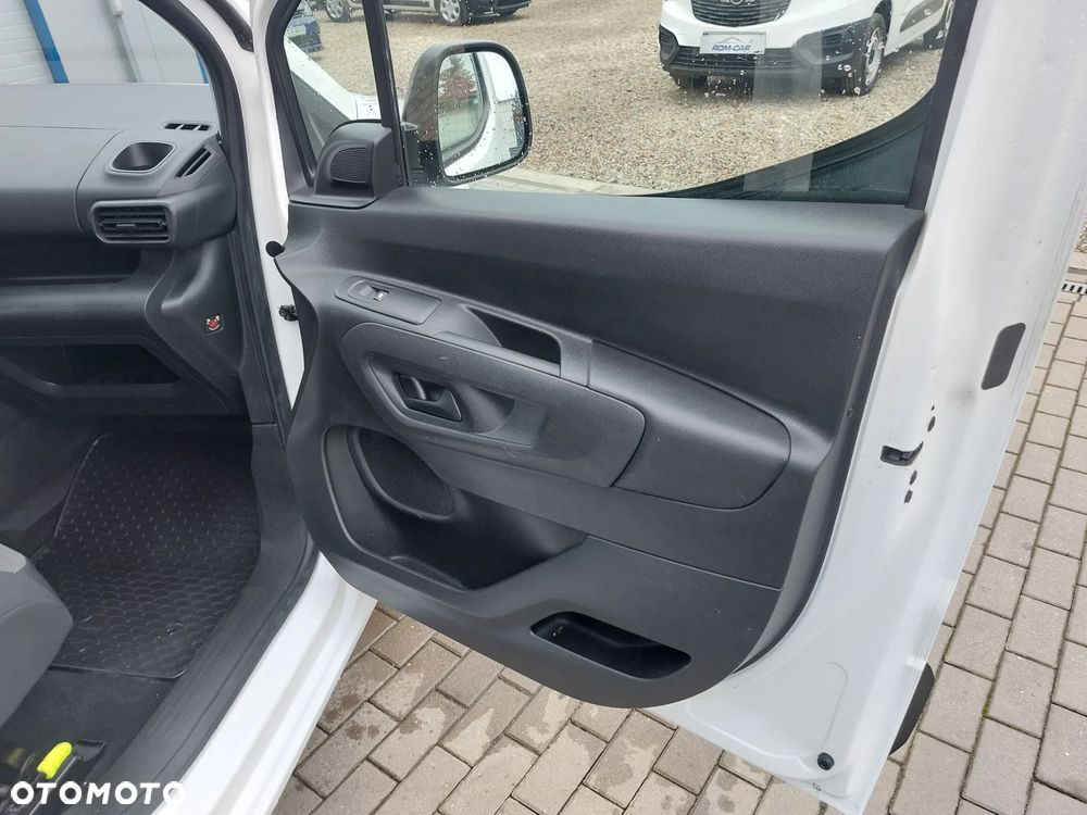 Opel Combo - 25