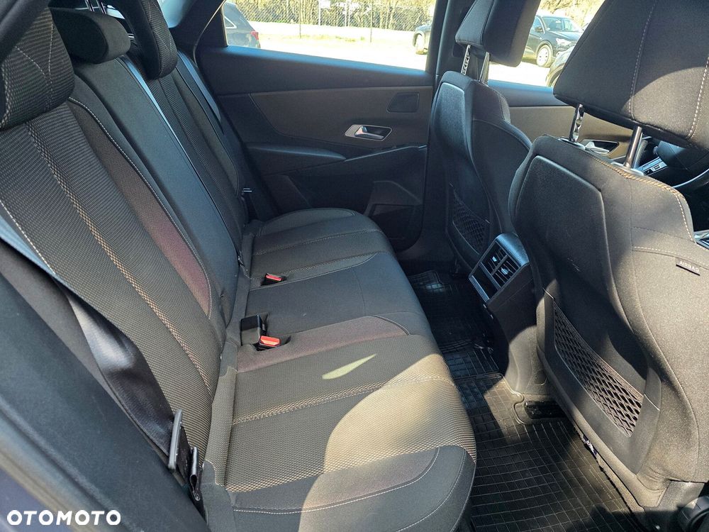 DS Automobiles DS 7 Crossback - 13