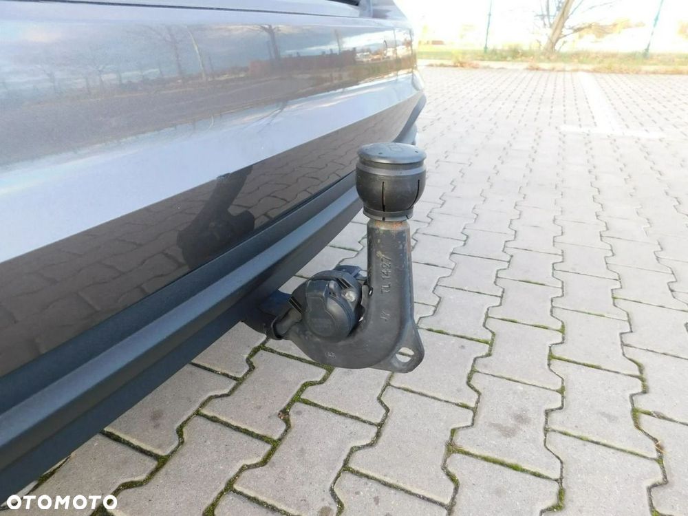 Audi A4 Avant 2.0 TDI Design - 21