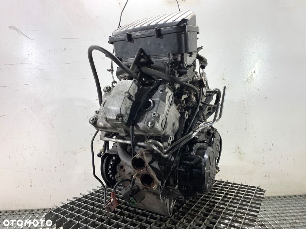 SILNIK KOMPLETNY HONDA VFR 750F VRF 748 CM3 101KM RC36E - 7