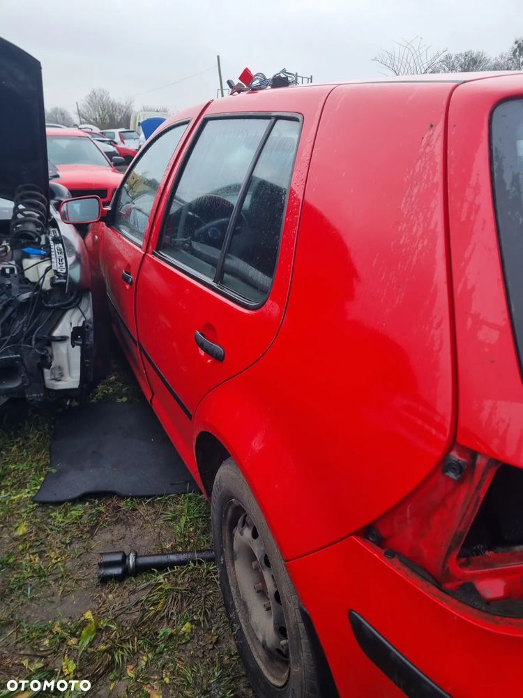 VW golf IV mk4 hb 1.4 16v LP3G skrzynia DUW na części - 9