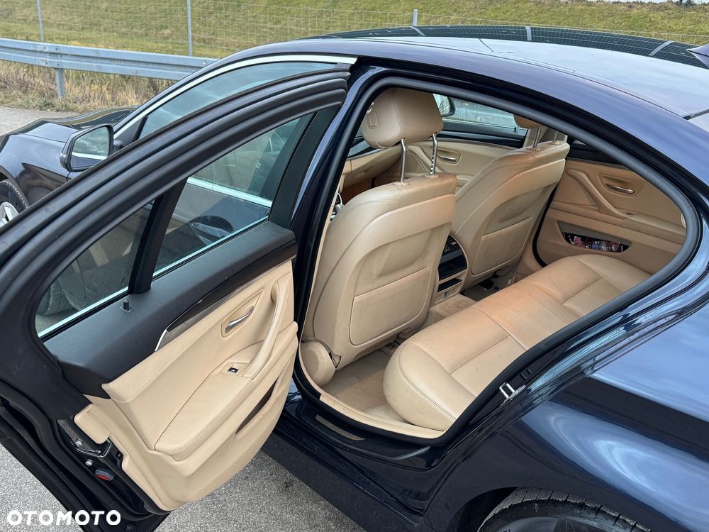 BMW Seria 5 520d Efficient Dynamics - 8