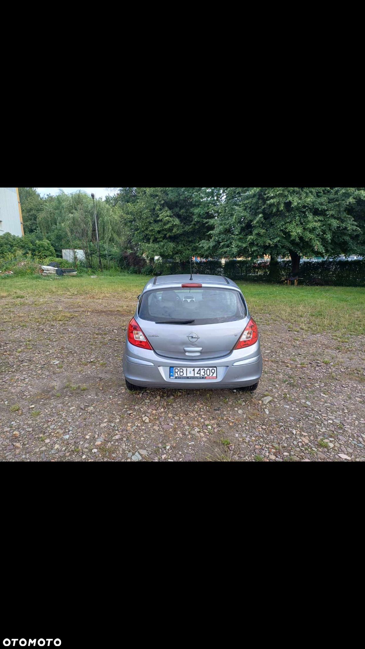 Opel Corsa - 1